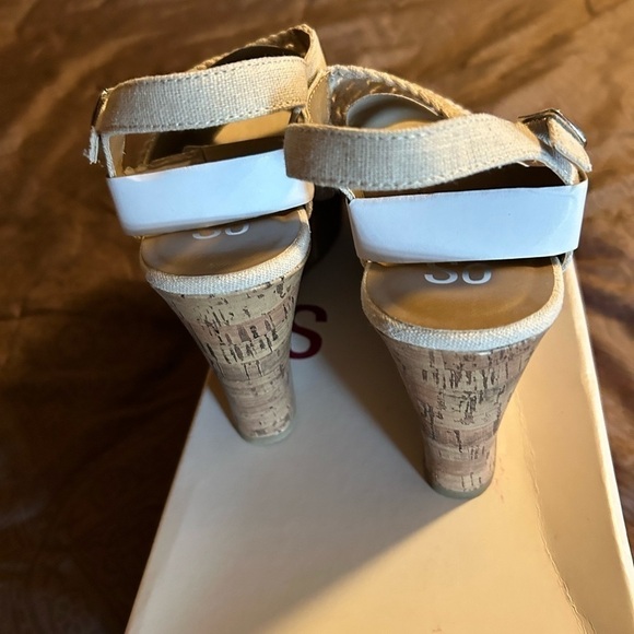 Wedge sandals - Picture 4 of 6